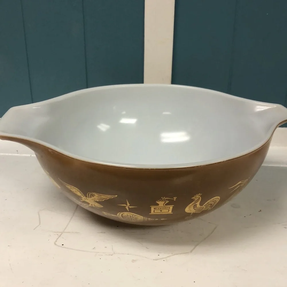 Pyrex great vintage